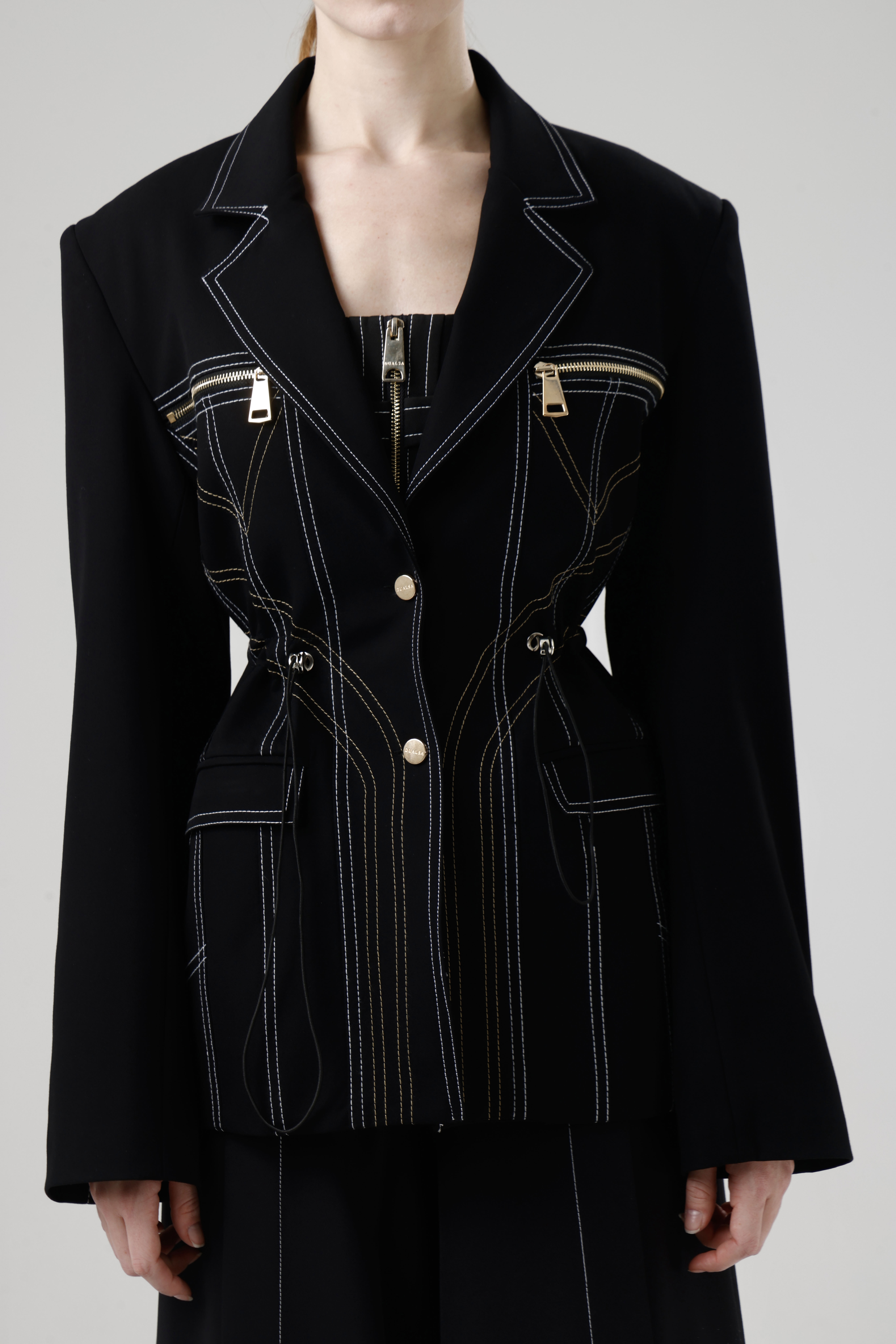 Almi Blazer Thumbnail 2