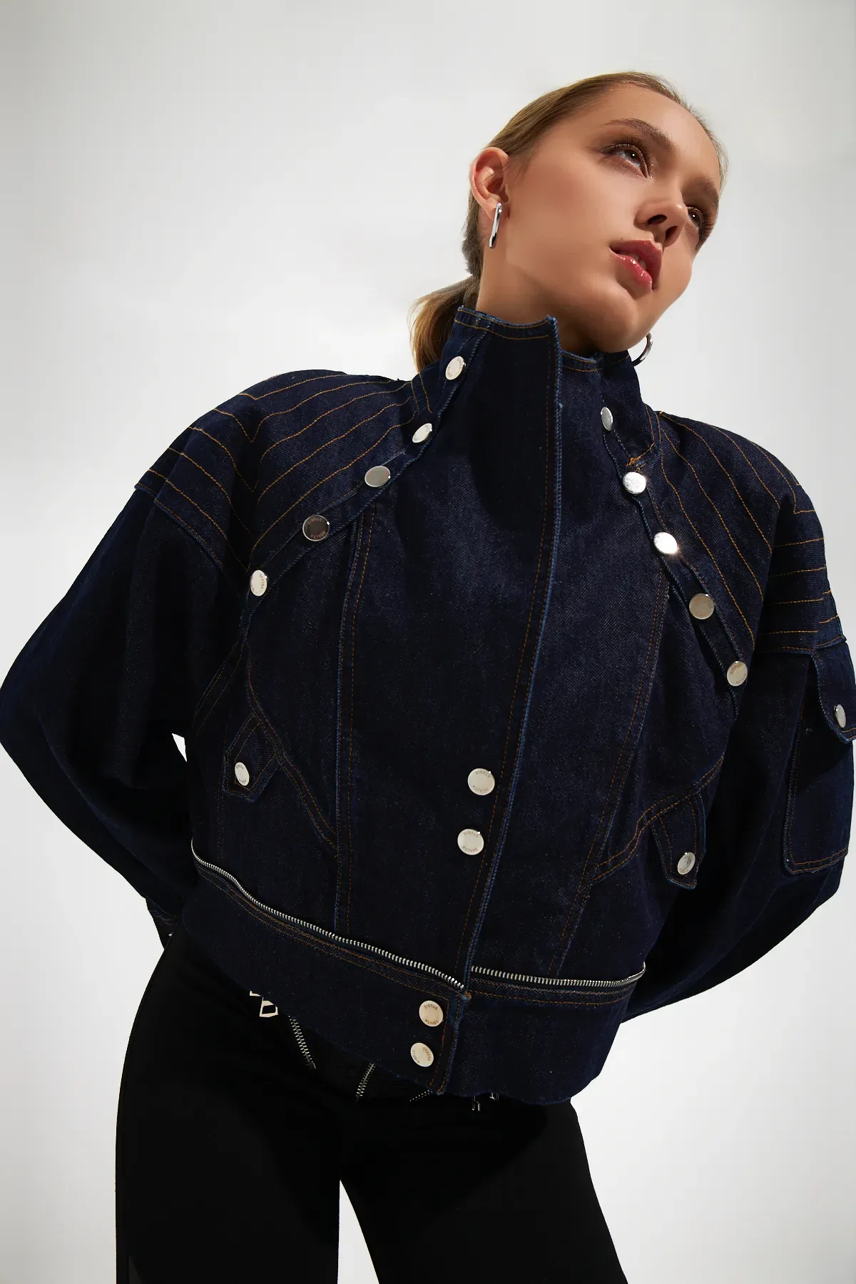 Nava Jacket Thumbnail 2